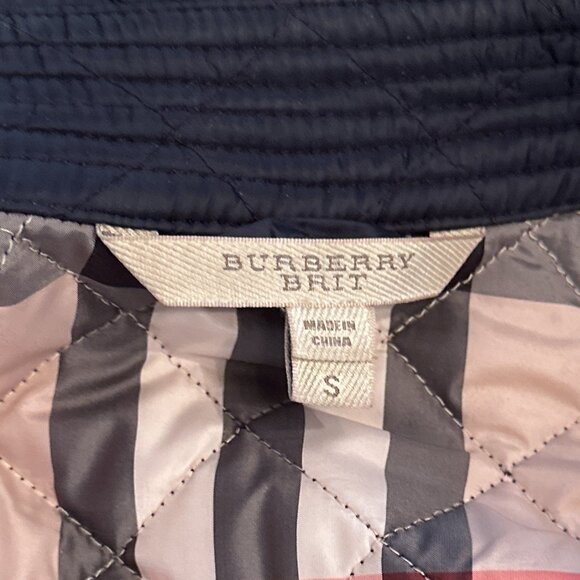 Authentic Burberry Brit Kencott Quilted Jacket in Dark Navy - Picture 14 of 15